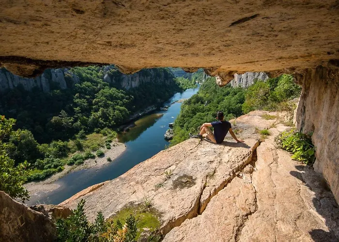 Des Monedes 3* Saint-Paul-le-Jeune