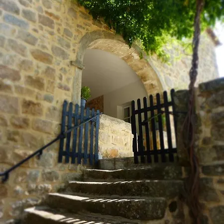 Des Monedes